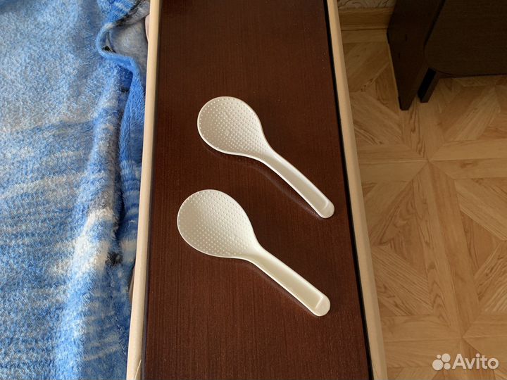 Вставка пароварка и ложки для мультиварки