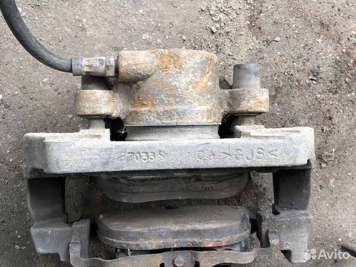 Суппорт тормозной для BMW X6 E71/E72