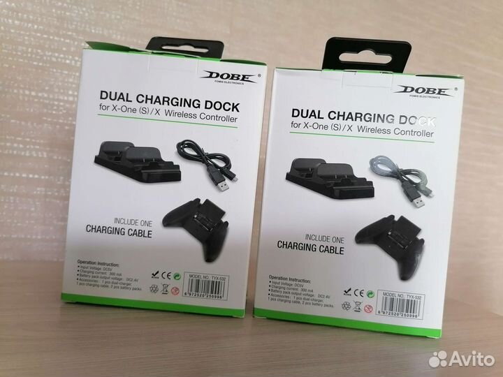 Зарядная станция и 2 аккумулятора Xbox one