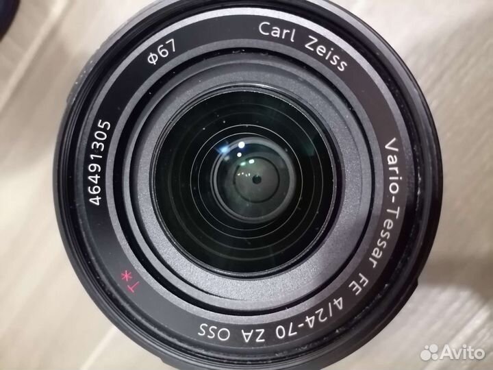 Объектив Sony FE 24-70/4
