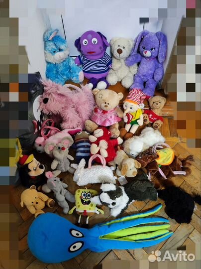 Игрушки мягкие Много