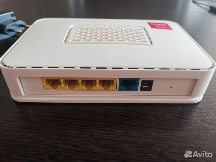 WiFi роутер Netgear N300 с USB портом