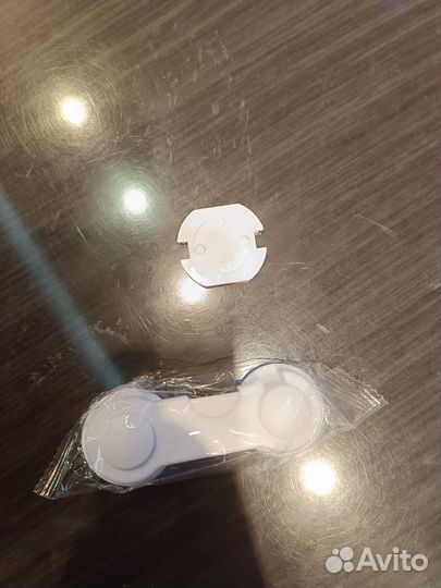 Блокаторы на шкафчики, в розетки