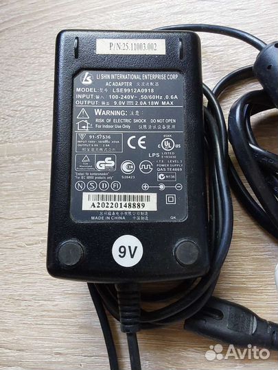 Блок питания 9 вольт (от CD-writer plextor)