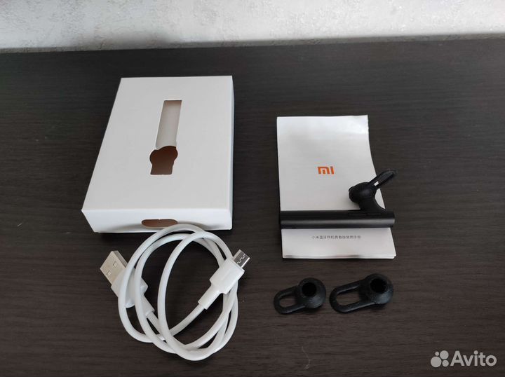 Bluetooth гарнитура Xiaomi Mi
