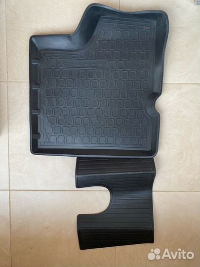 Автомобильные коврики резиновые