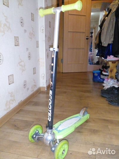 Самокат детский трёхколёсный scooter бу