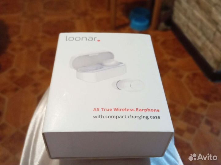 Беспроводные наушники новые