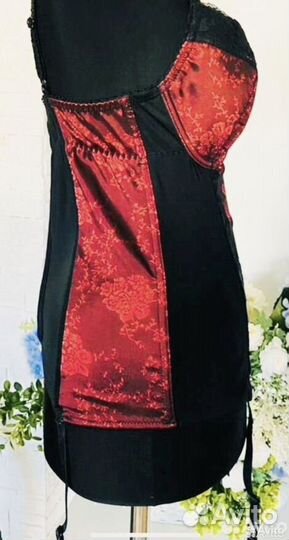 Корсетный топ 44-46 бордовый с кружевом