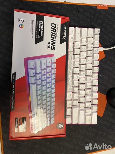 Клавиатура HyperX Alloy Origins 60 Pink