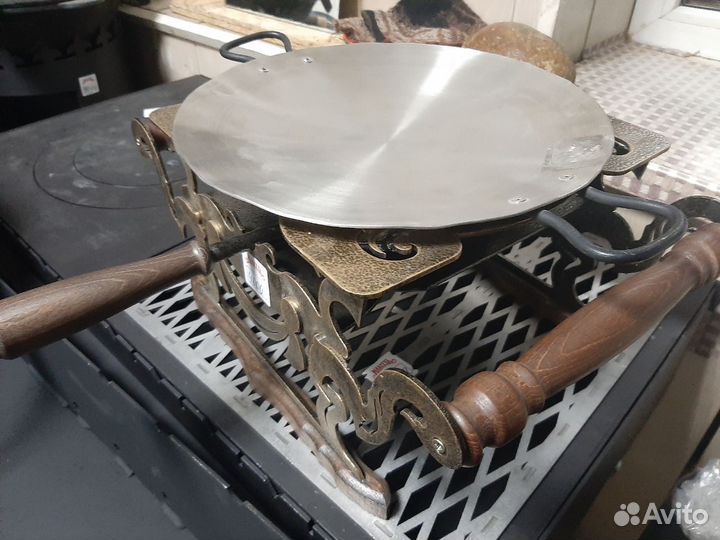 Садж на подставке