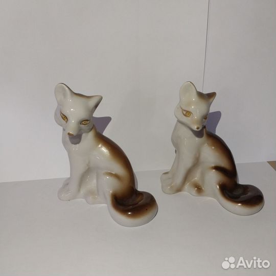 Винтажные статуэтки фарфоровые лисички