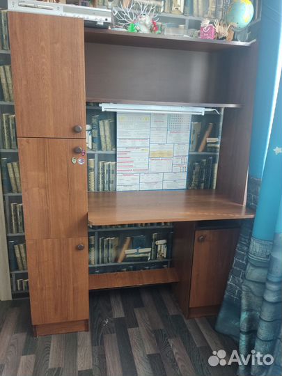 Уголок школьника