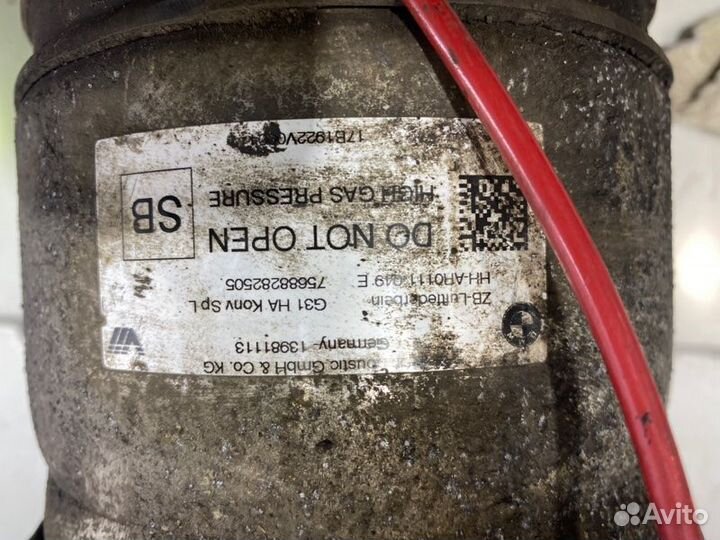 Пневмо стойка заднее левое Bmw 5-Series G30