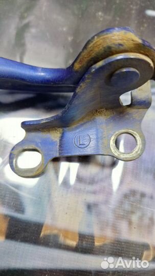 Петля капота левая Geely Mk седан MR479QA 2011