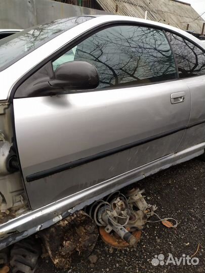 Дверь левая Peugeot 406 Coupe 2.0л