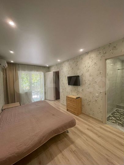 Комната 50 м², 1/2 эт.