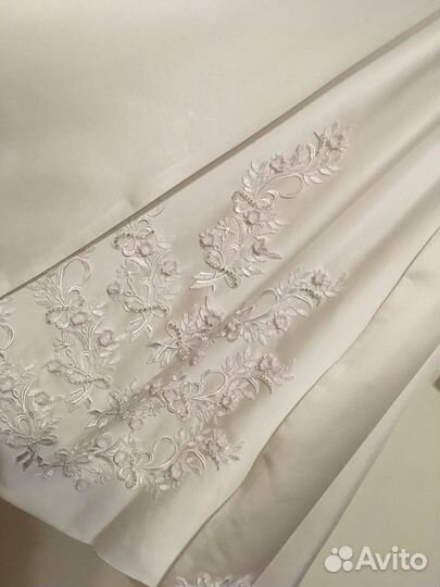 Платье свадебное