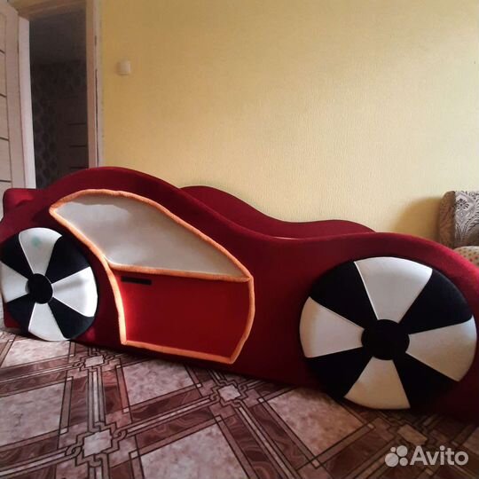 Детская кровать от 3 лет машинка