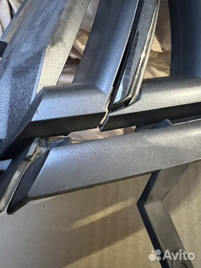 Решетка радиатора toyota rav 4