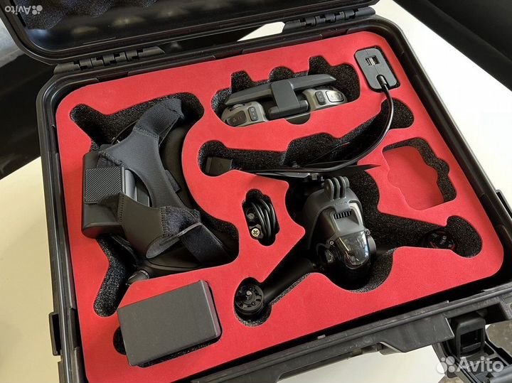 DJI FPV + Fly More Kit