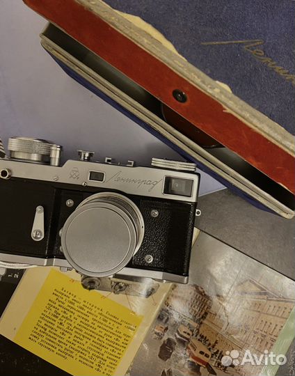 Плёночный фотоаппарат Ленинград в коробке Рабочий