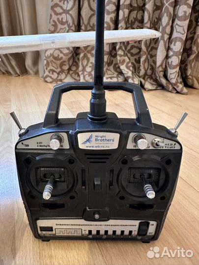 Модель самолета Cessna 182 (электро)