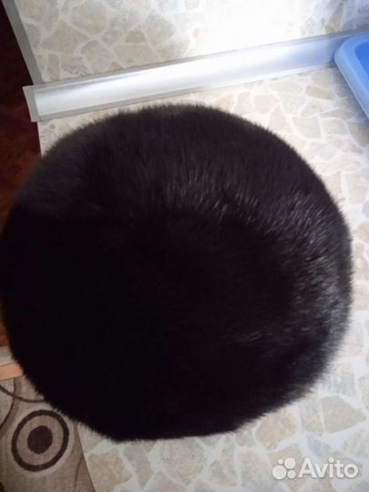 Шапка берет норковый