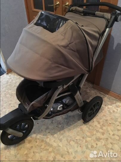 Продаю коляску Chicco Activ3