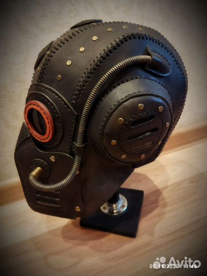 Маска в стиле киберпанк