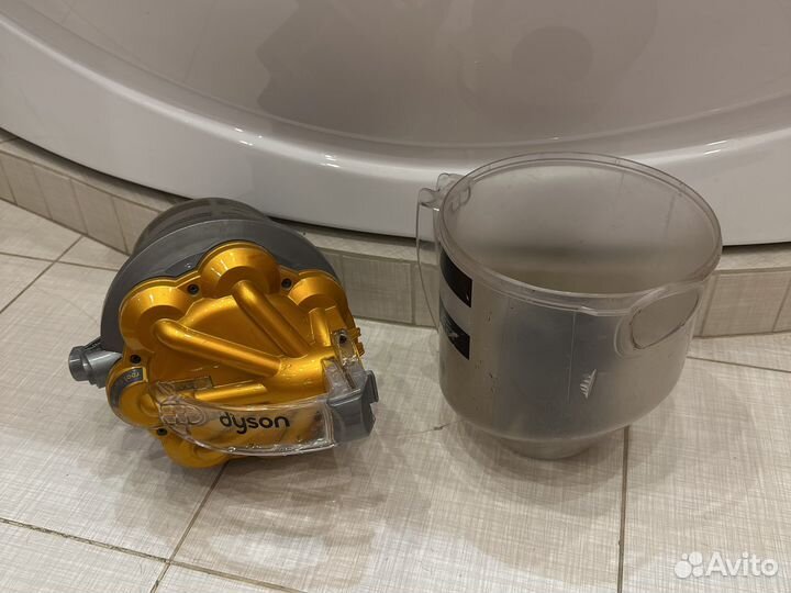 Пылесос dyson DC-19 по запчастям