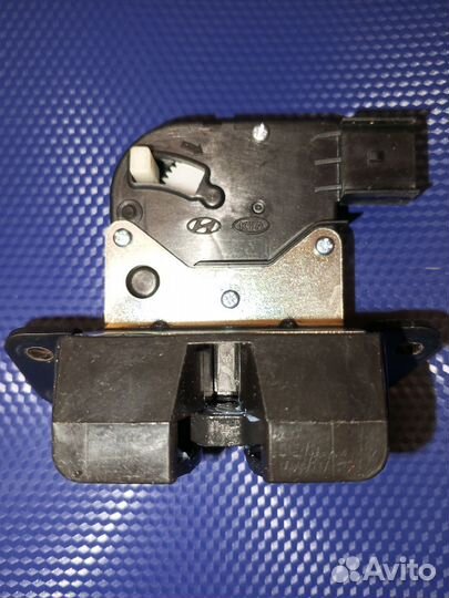 Замок задней двери Киа Пиканто