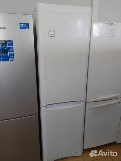 Холодильник Indesit. Отличное состояние. Гарантия