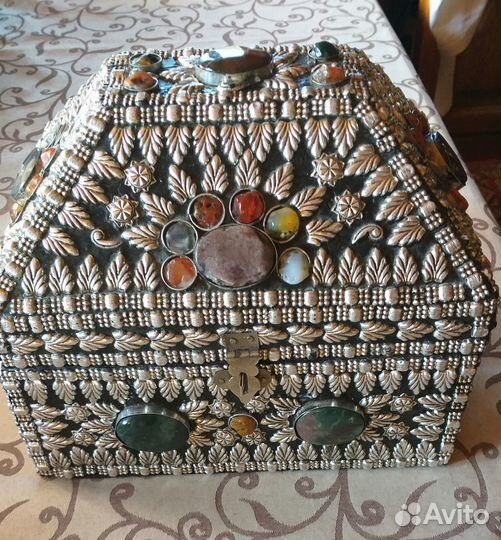 Сундучки для украшений