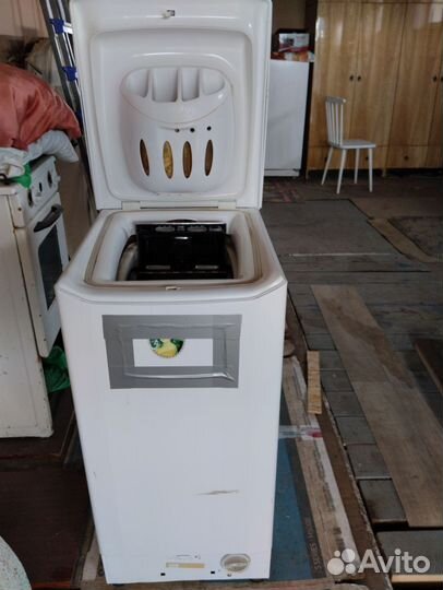 Стиральная машина с вертикальной загрузкой