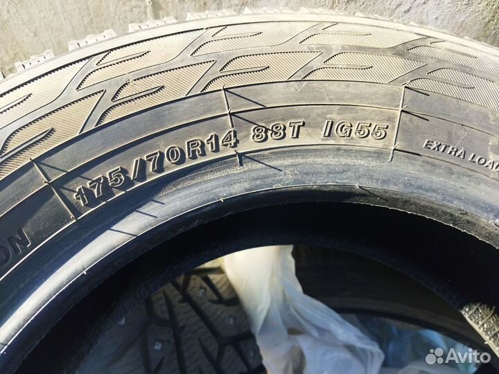 Yokohama Ice Guard Stud IG55 175/70 R14