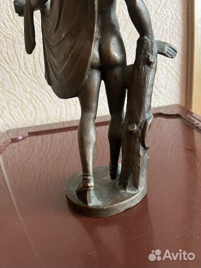 Статуэтка Аполон