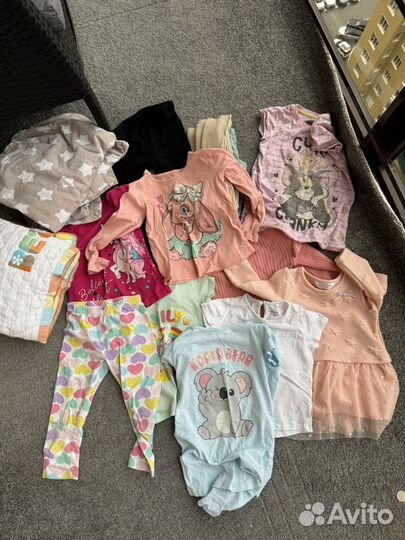 Отдам вещи на девоку пакетом