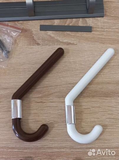 Крючок мебельный