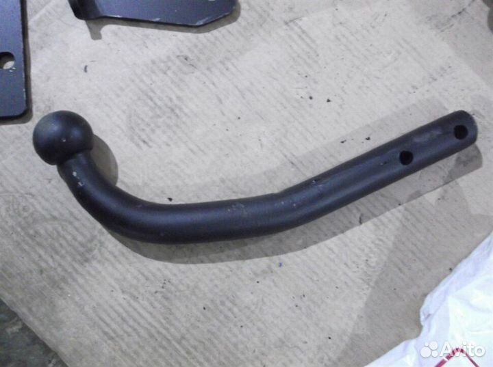 Фаркоп Трейлер 7310 Kia Sportage 2 2004-2010 г.в