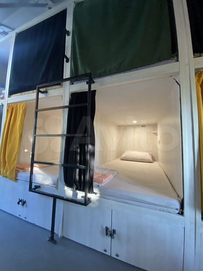 Комната 80 м², 2/2 эт.