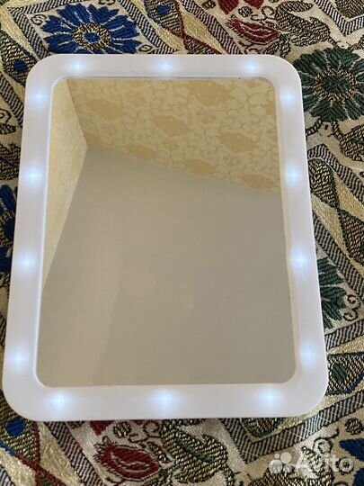 Зеркало с подсветкой