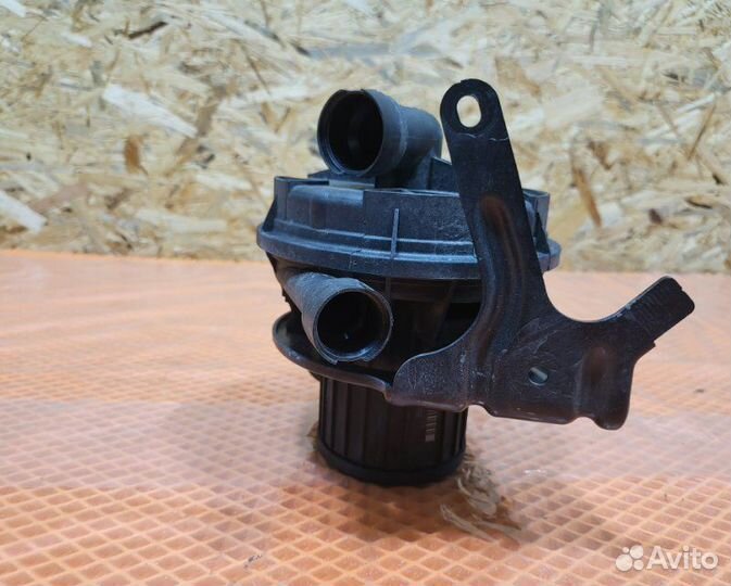 Насос воздушный Audi A6 C7 4G cgwb 2012