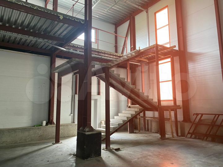 Склад, 1500 м²