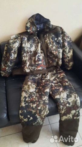Демисезонный костюм новый