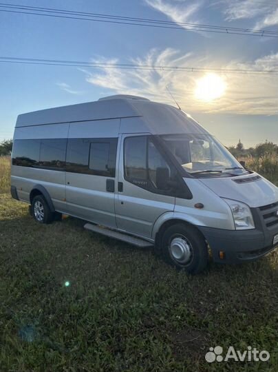Аренда микроавтобуса Ford Transit