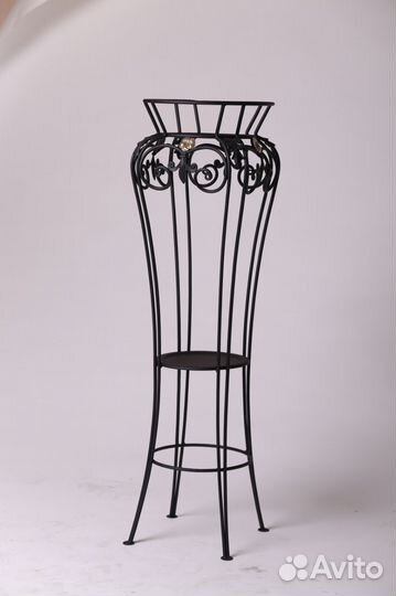 Подставка для цветов ручная работа