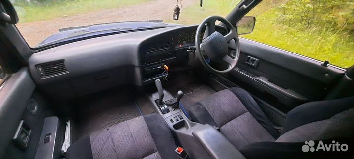 Toyota Hilux Surf 3.0 AT, 1993, 300 000 км