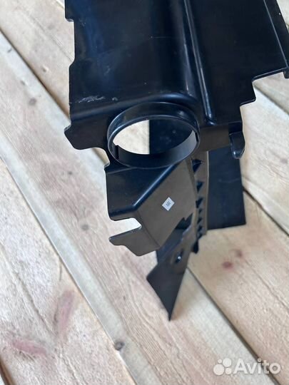 Дефлектор кожуха радиатора LADA Vesta