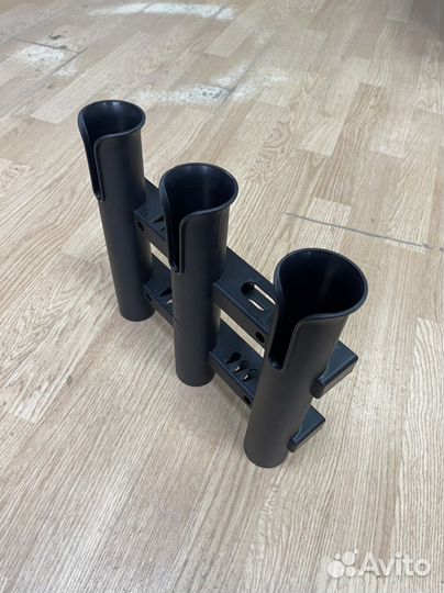 Держатель спиннингов